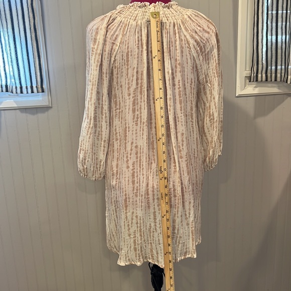 WALLPAPHER top, #1351 size medium - Picture 6 of 7